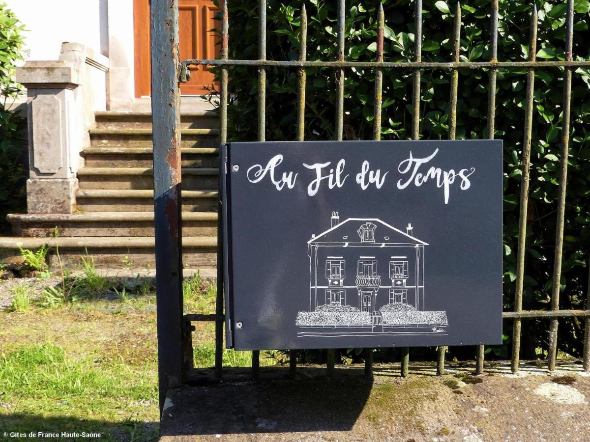 Bed and Breakfast Au Fil Du Temps Fougerolles-Saint-Valbert Экстерьер фото