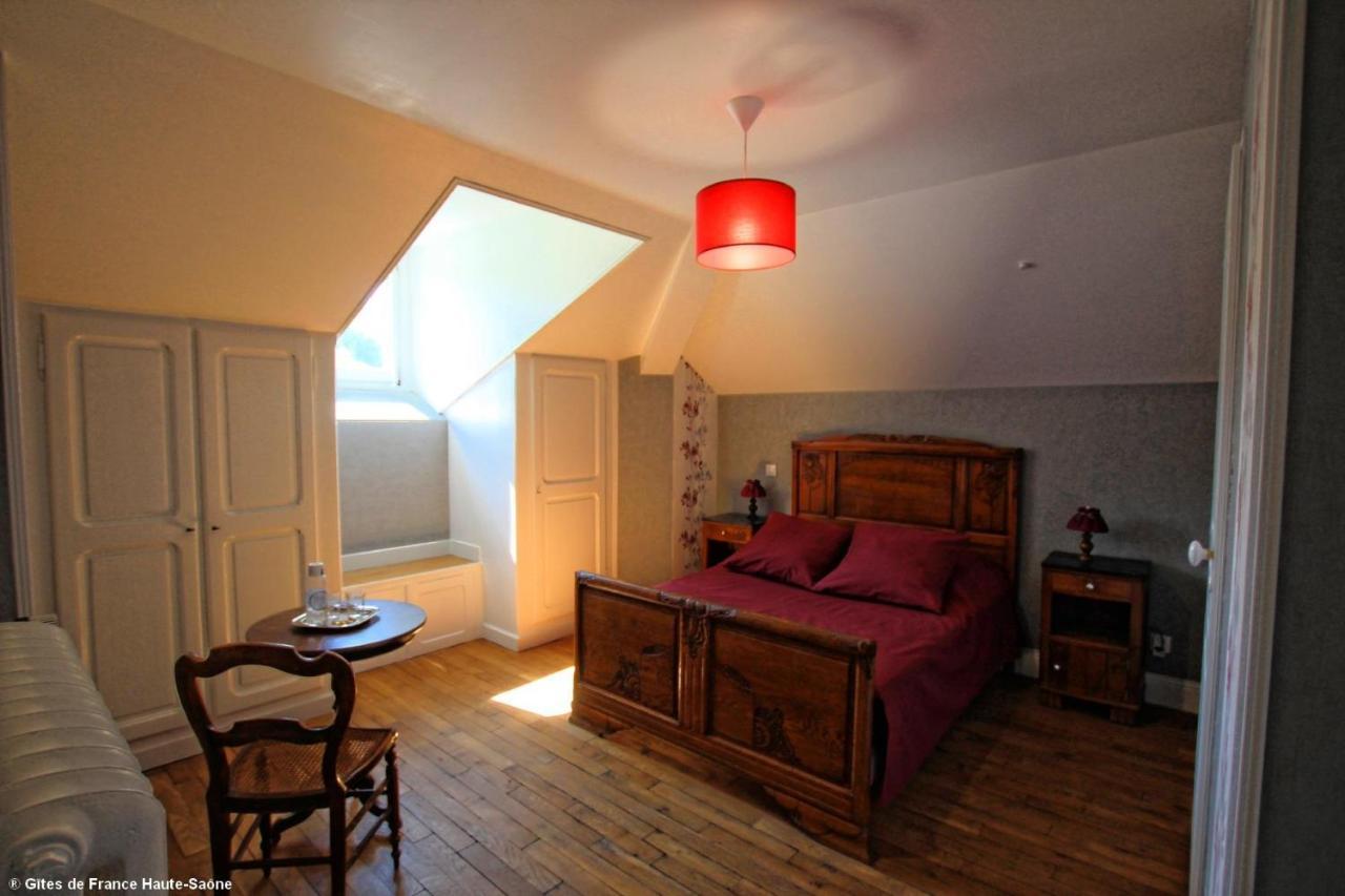 Bed and Breakfast Au Fil Du Temps Fougerolles-Saint-Valbert Экстерьер фото